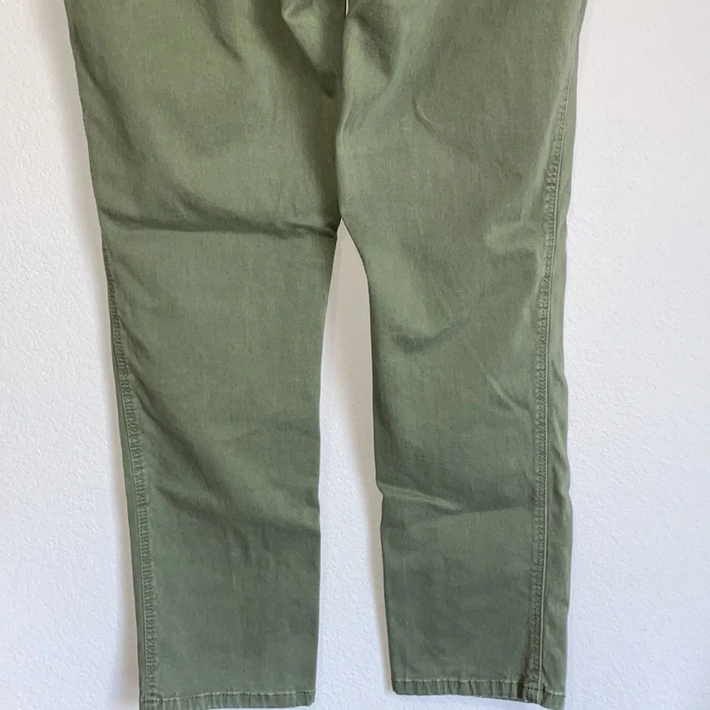 Liz Claiborne Jeans - Picture 4 of 5